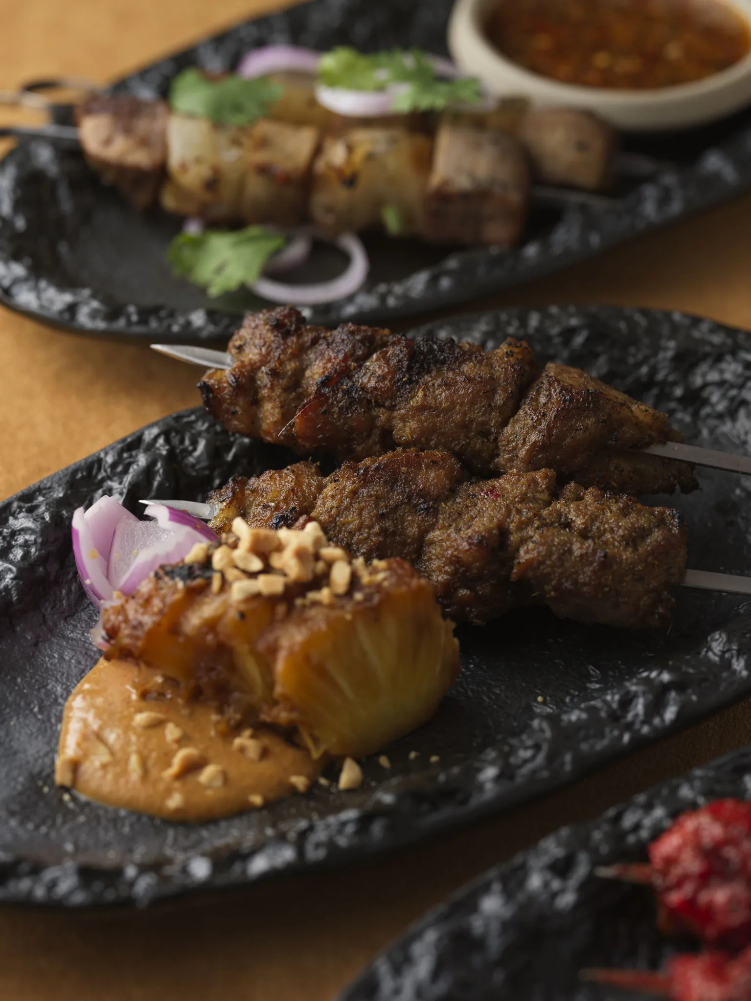 AURA豬肉風味串・豬梅頭、香料花生醬